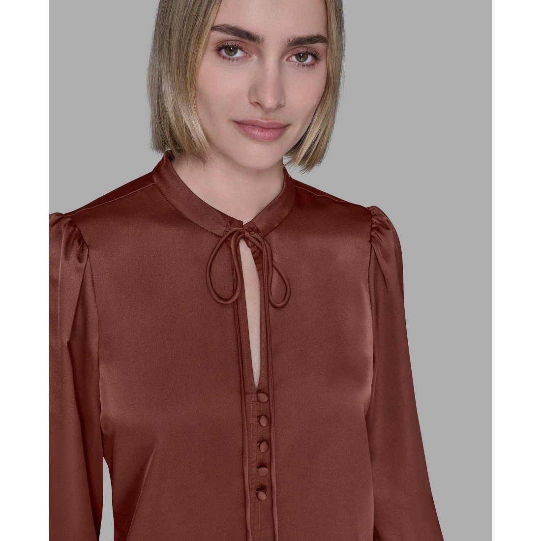 'Tie Neck Top' pour Femmes