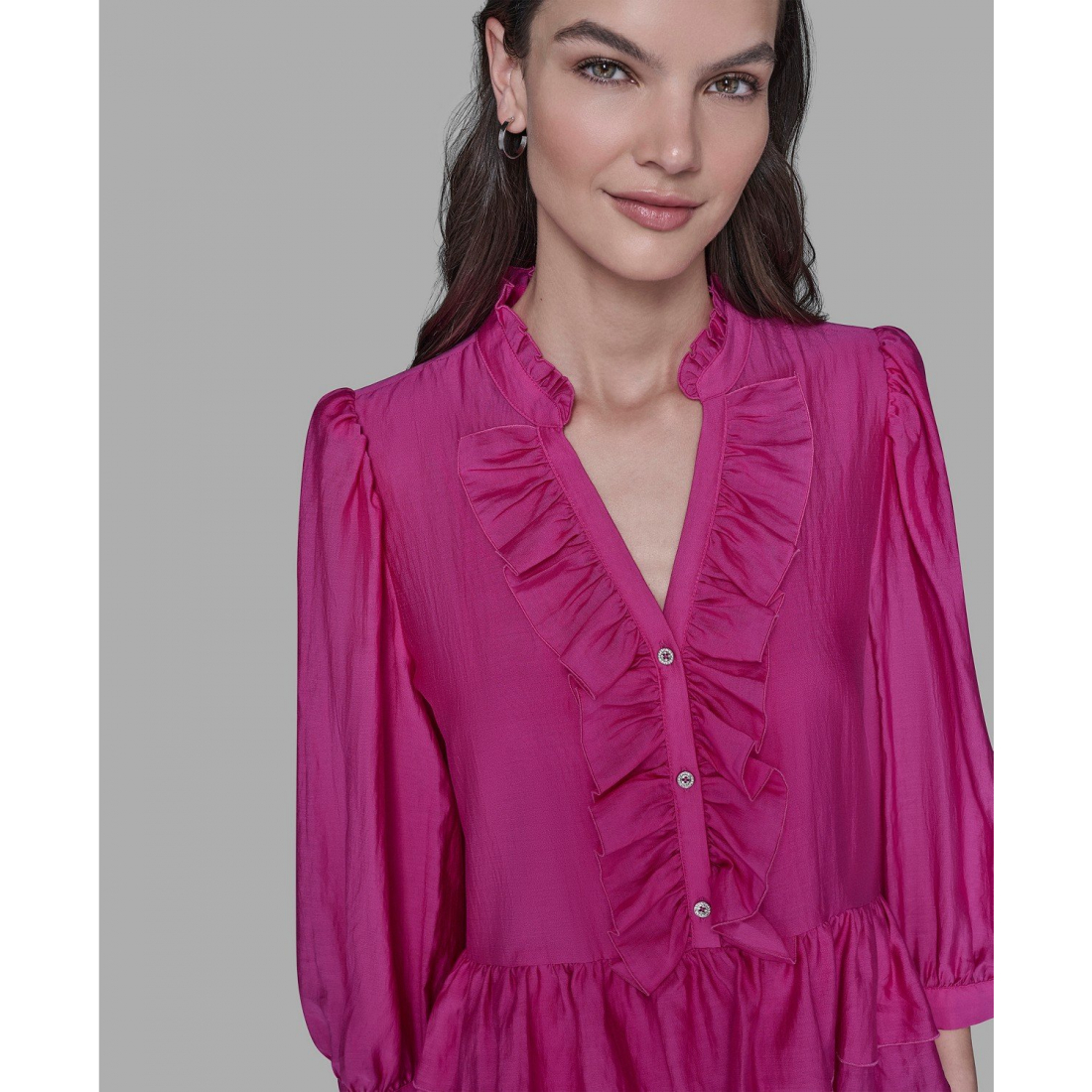 'V-Neck Ruffle Detail Top' pour Femmes