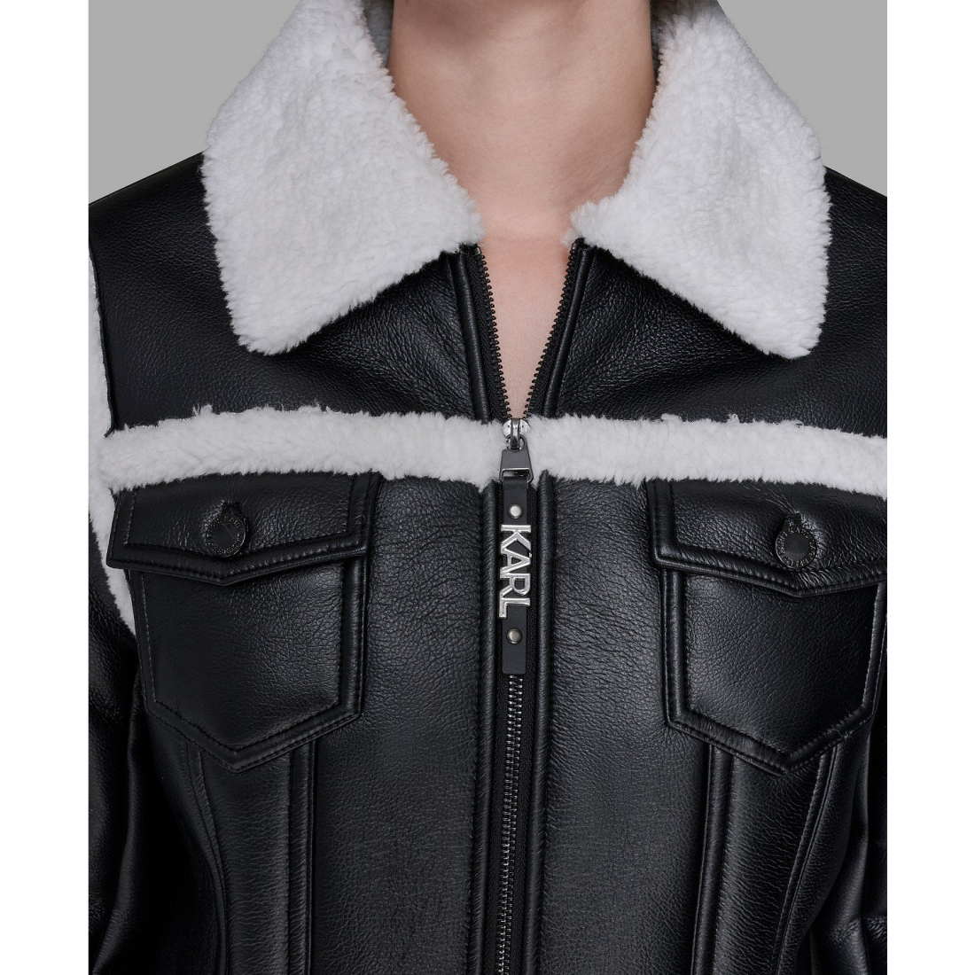 'Collared Fuzzy Jacket' pour Femmes