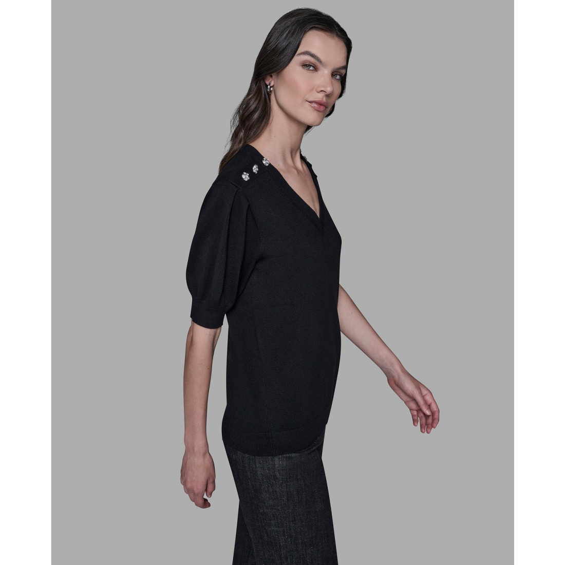 'V-Neck Button Detail Sweater' pour Femmes