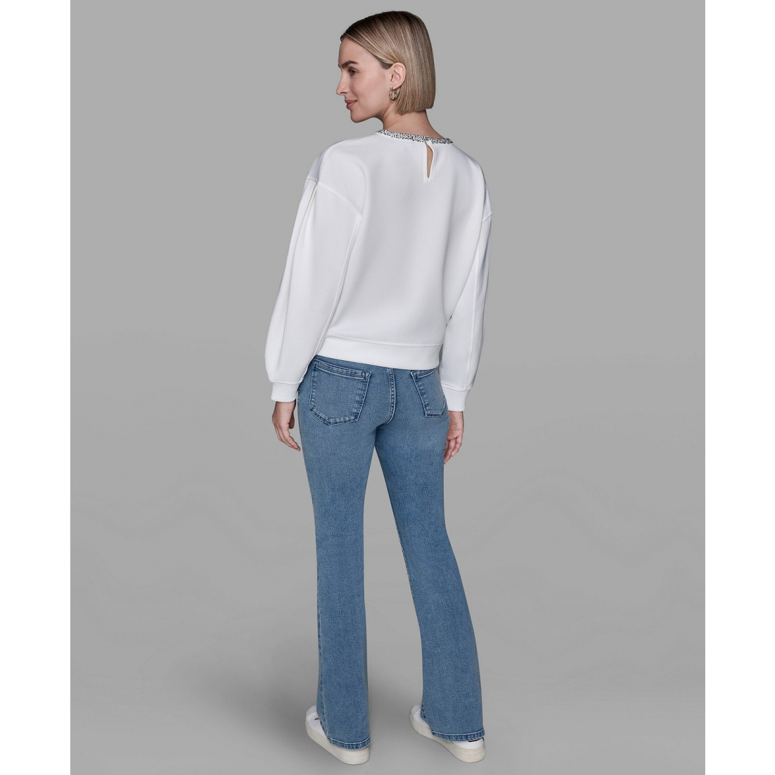 'Crewneck Crystal Neck Top' pour Femmes