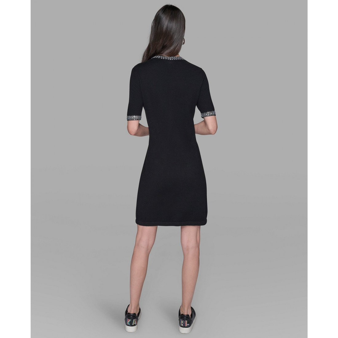 'Crewneck Embellished Shift Dress' pour Femmes