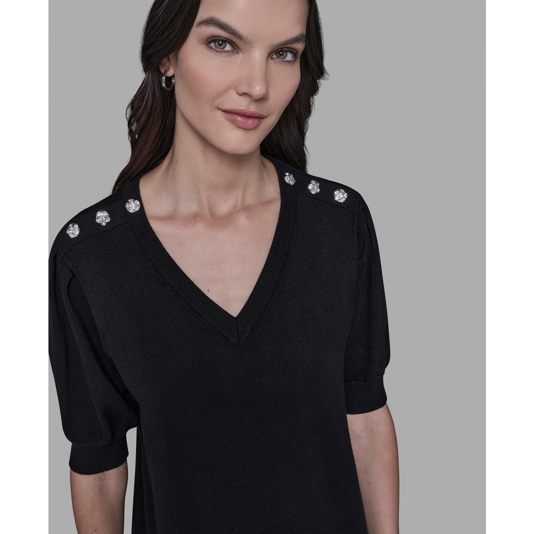 'V-Neck Button Detail Sweater' pour Femmes