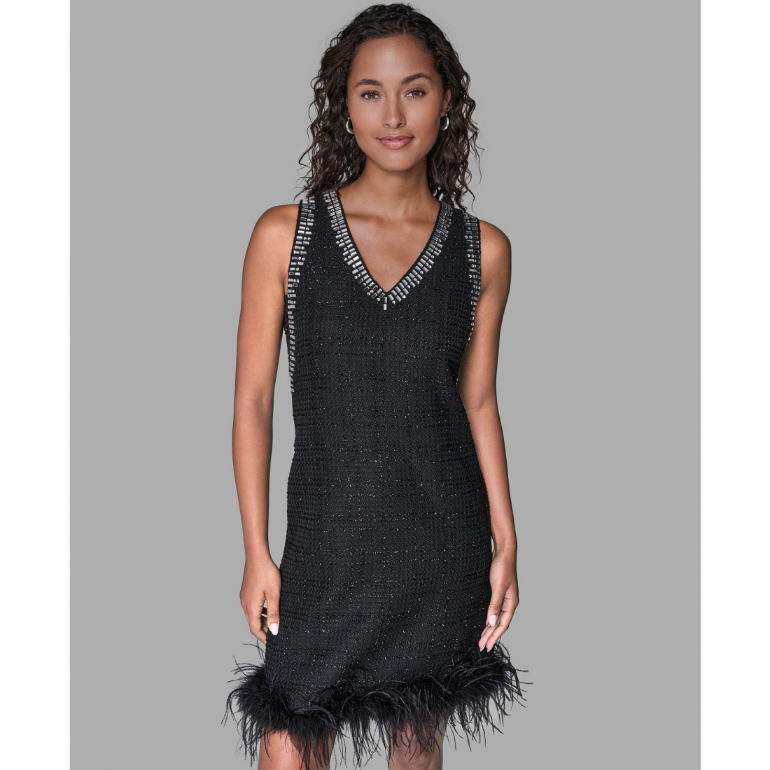 'V-Neck Embellished Shift Dress' pour Femmes