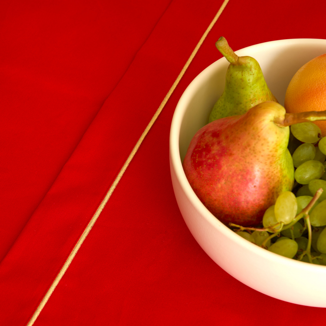 Christmas Linen Tablecloth 160x230 cm, Red/Gold