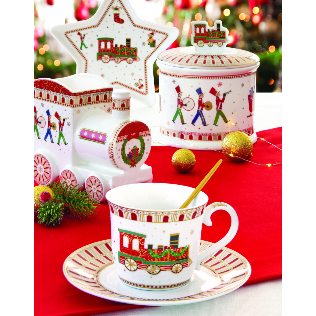 Tasse Et Soucoupe En Porcelaine De 200 ml Dans Une Boîte Aux Couleurs Du Polar Express