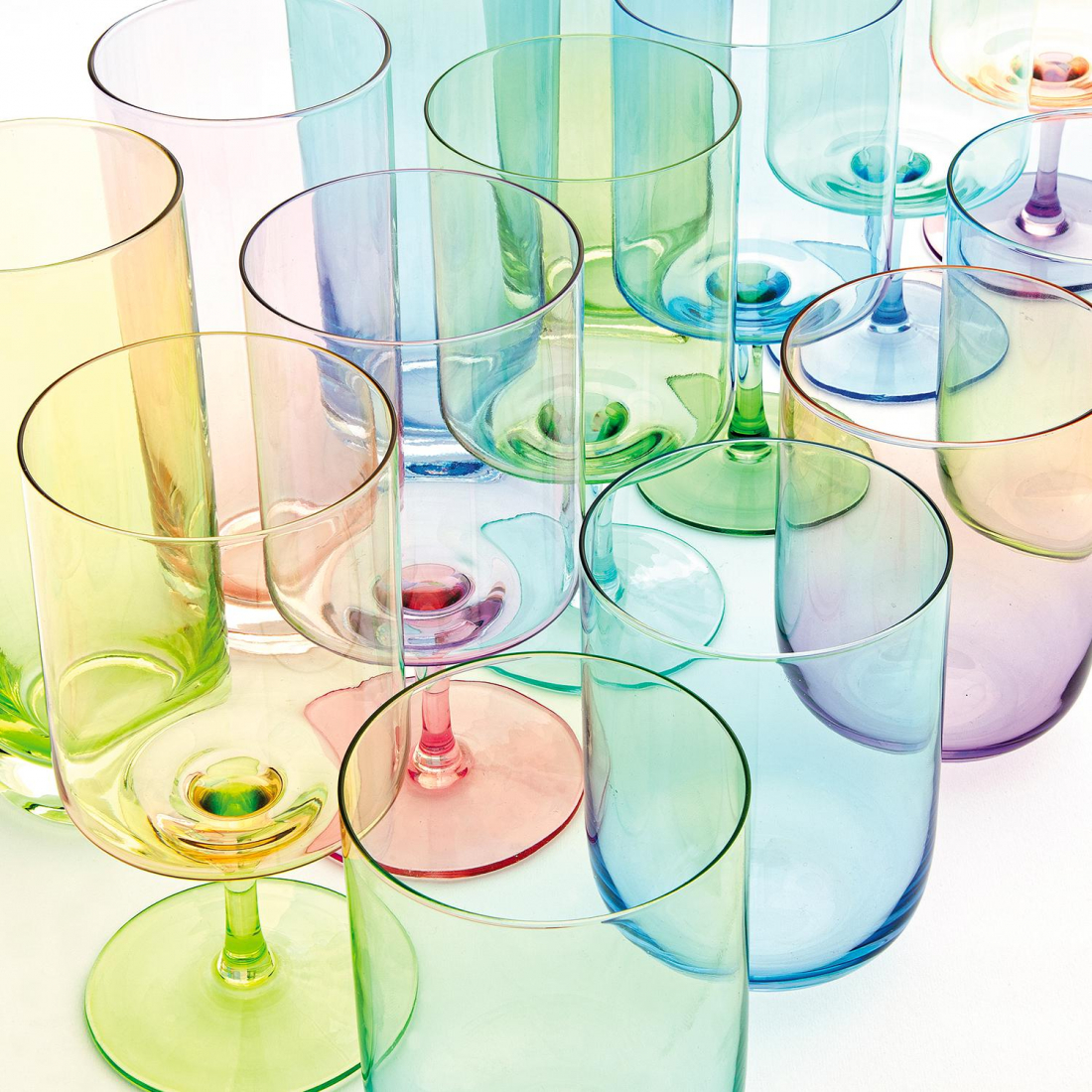 Set Mit 2 Grünen Regenbogengläsern