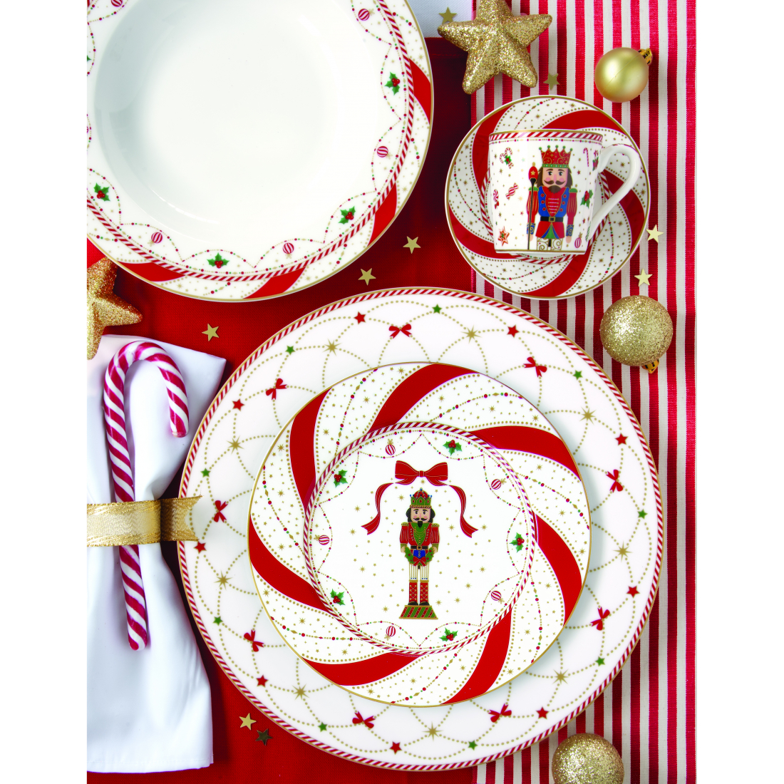 Set Of 6 Porcelain Dinner Plates Ø 26.5 cm Nutcracker Twist