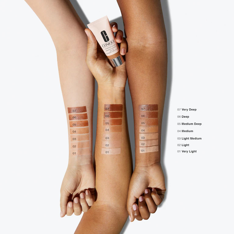 Eau de teint 'Moisture Surge™ SPF25 Sheertint' - 04 Medium 40 ml