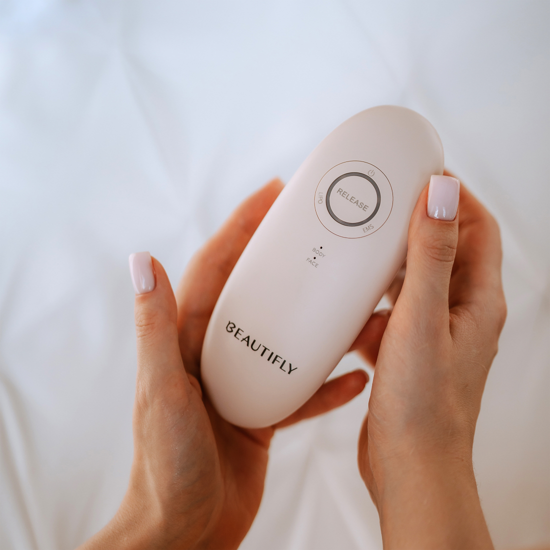 Lipomassage Slim Body Suction Body Massager with EMS and Photonic Red Light