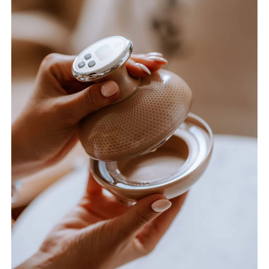 Lumix Body Anti-Cellulite Body Massager with Radiofrequency, Cavitation and EMS