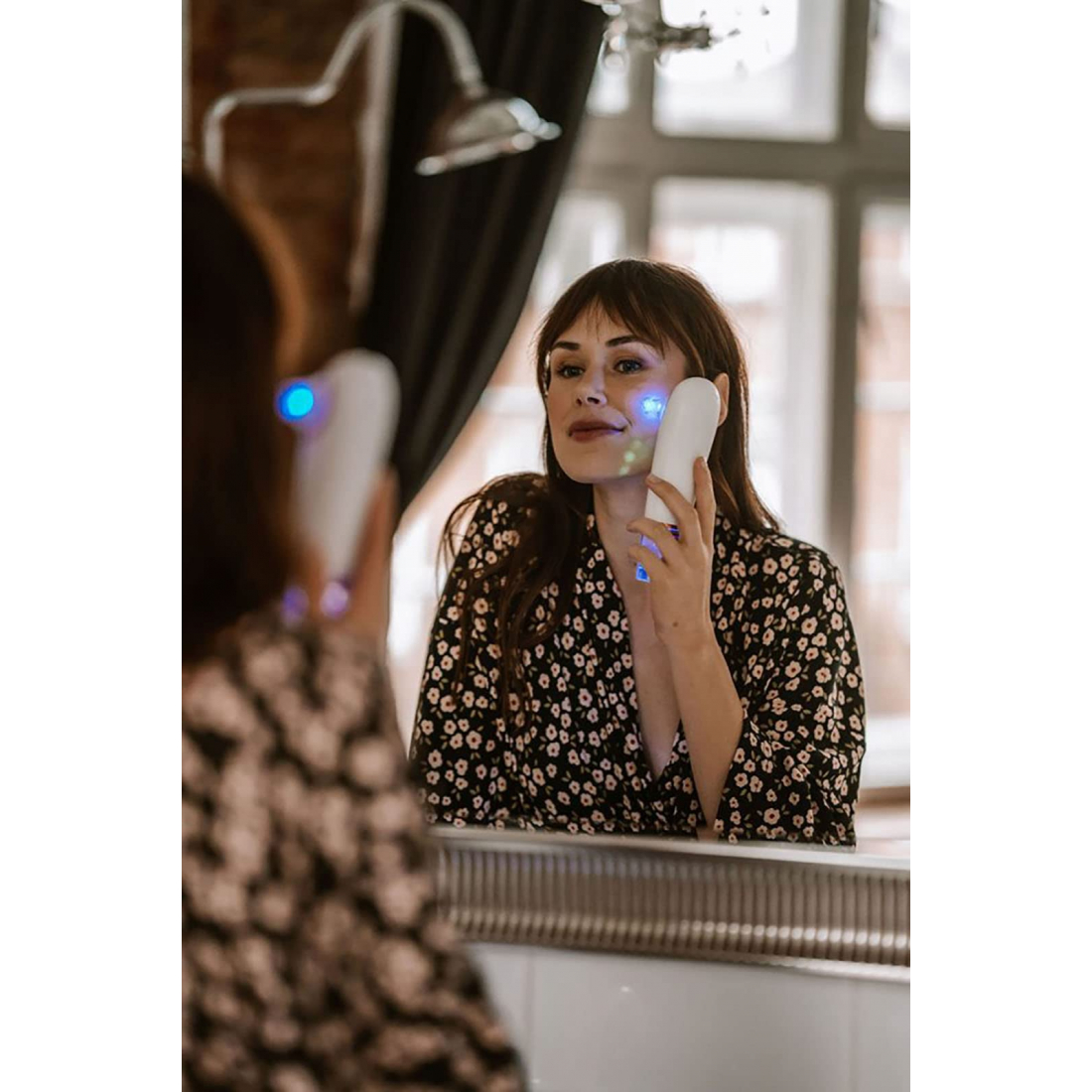 Masseur Facial de Nettoyage et Hydratation avec Microdermabrasion et Lumière Bleue Hydrapeel Pro