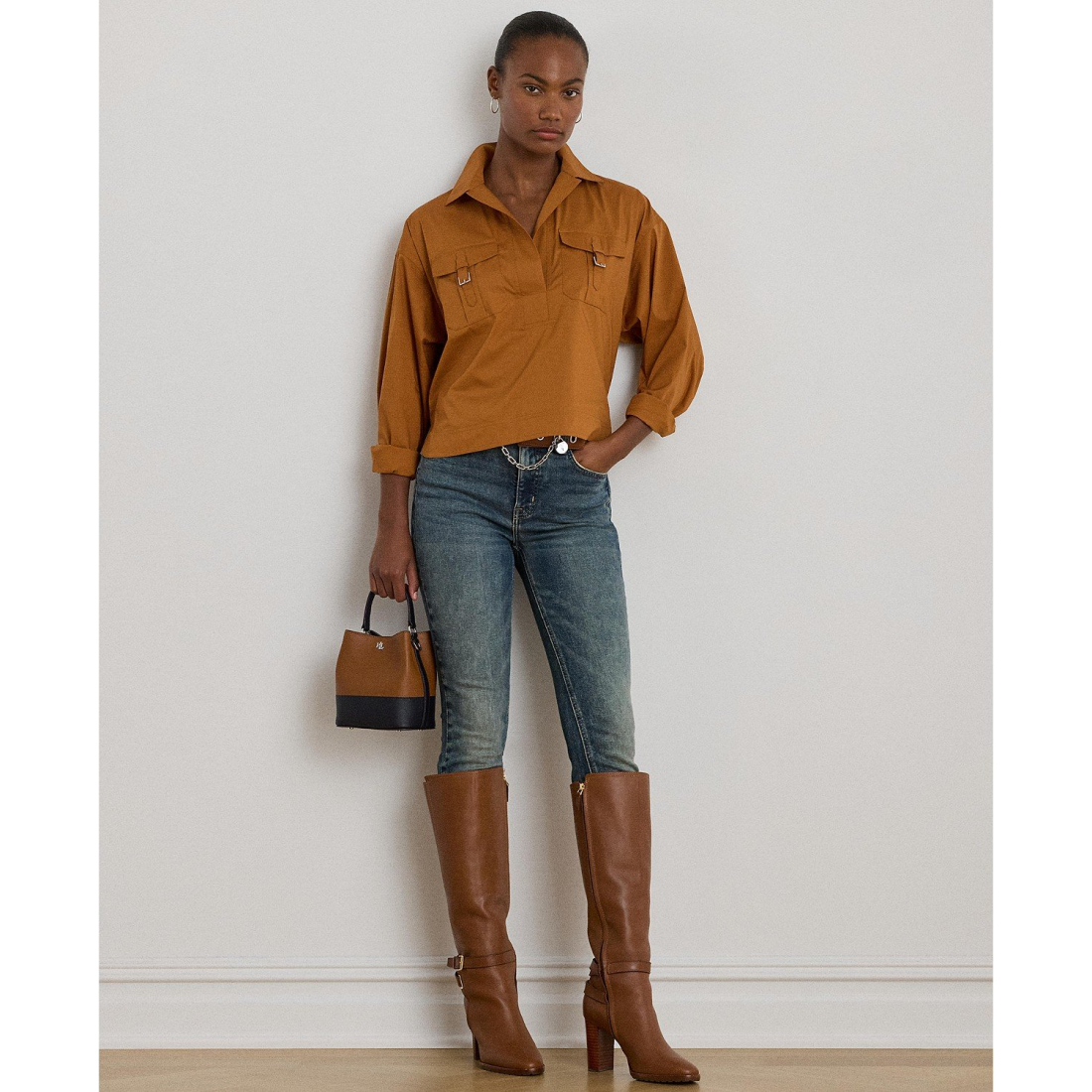 'Buckle-Trim Cotton-Blend Shirt' pour Femmes