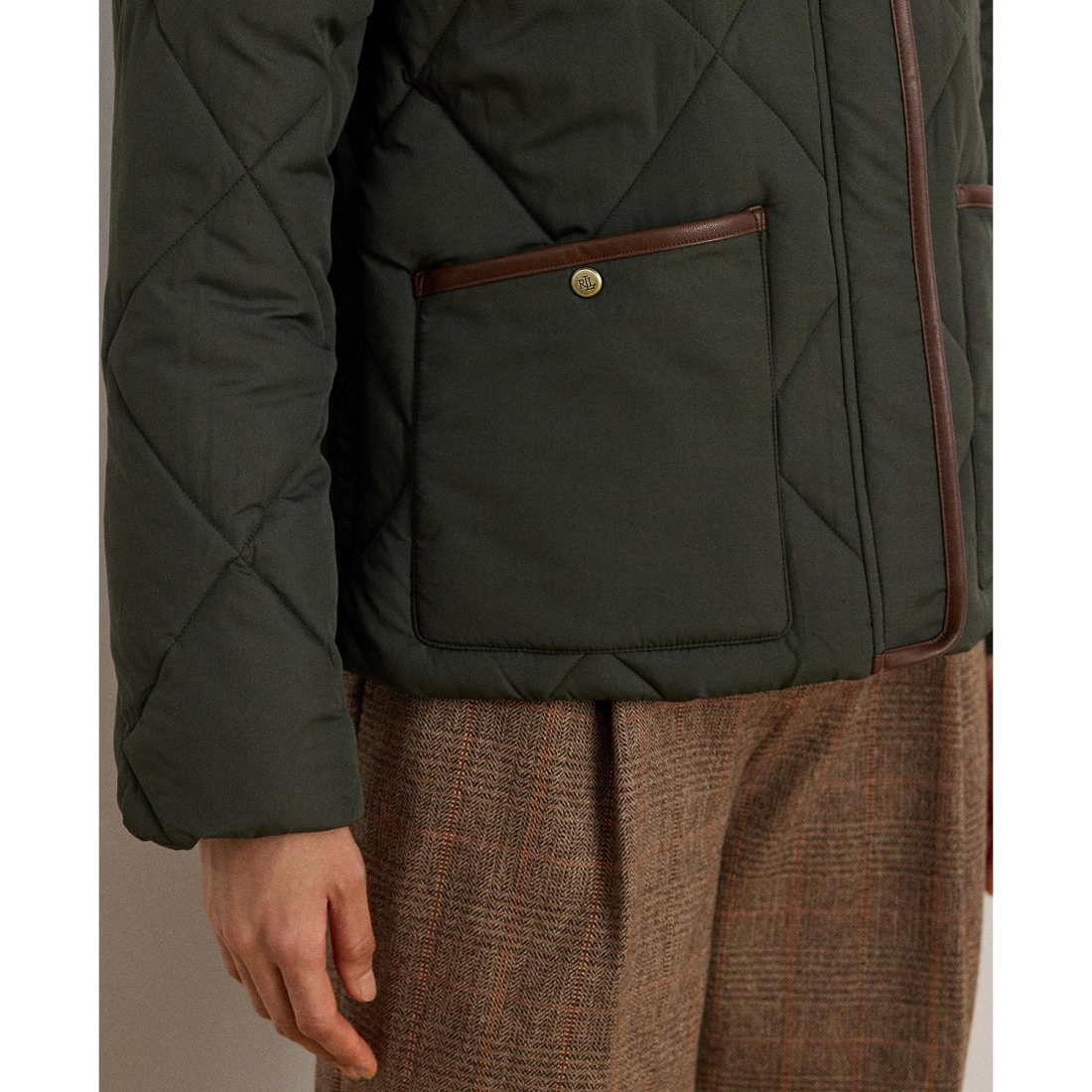 'Faux-Fur-Collar Diamond Quilted Jacket' pour Femmes