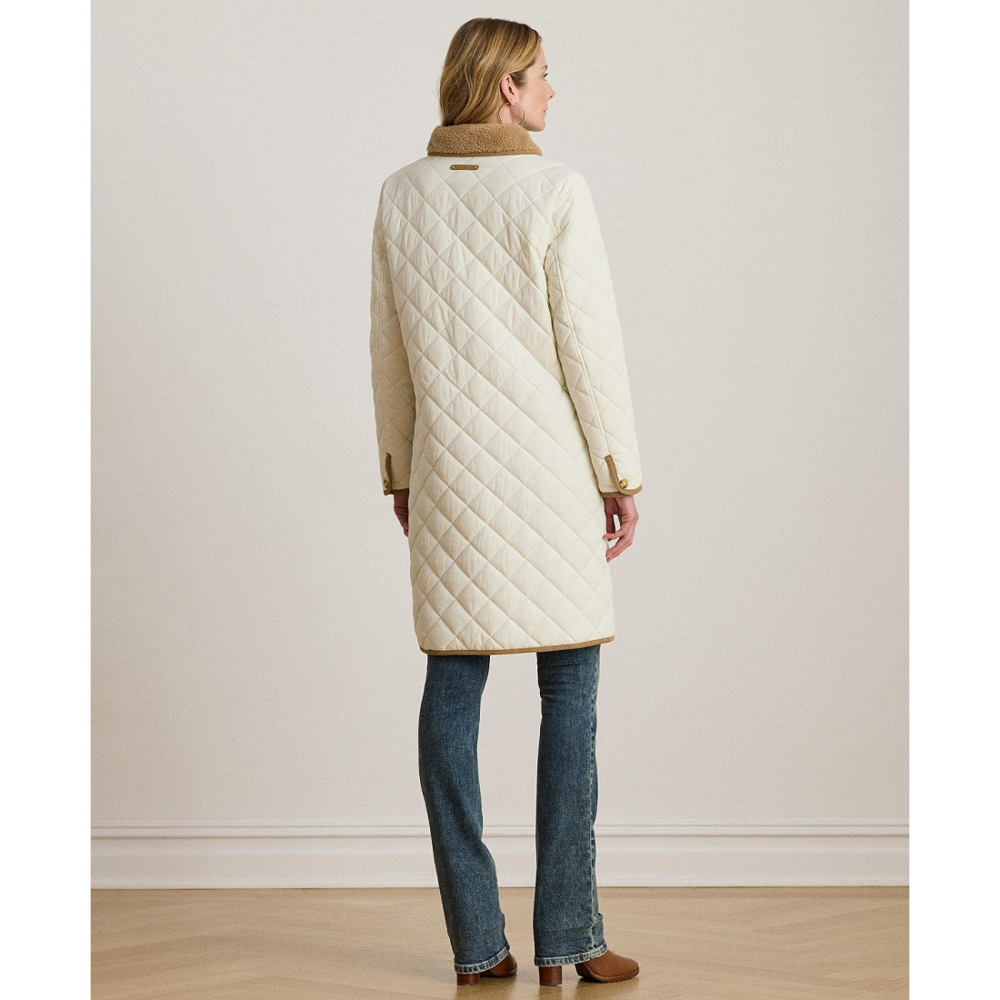 'Faux-Fur-Collar Quilted Jacket' pour Femmes