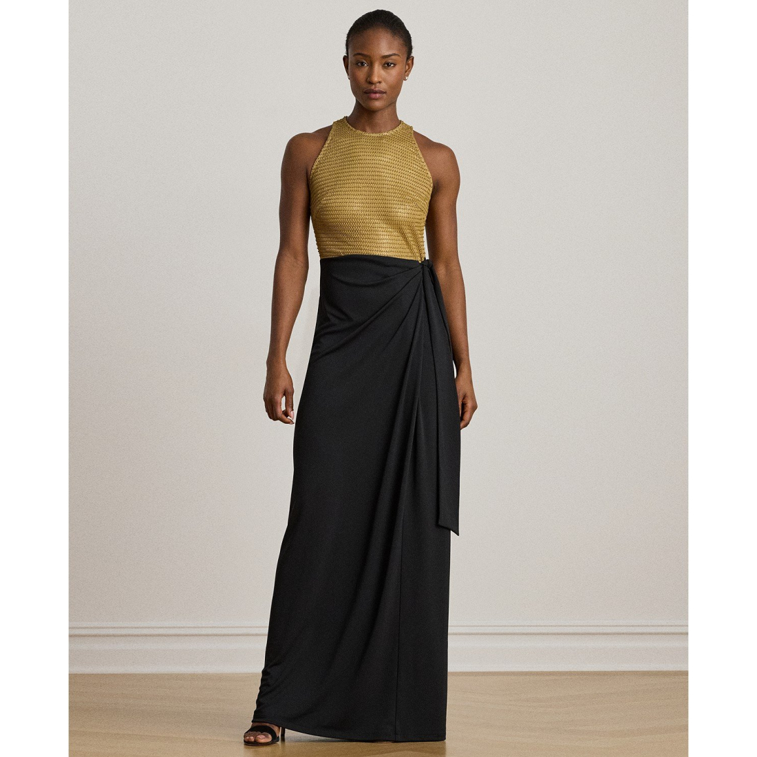 'Beaded Mesh & Jersey Tie-Front Gown' pour Femmes