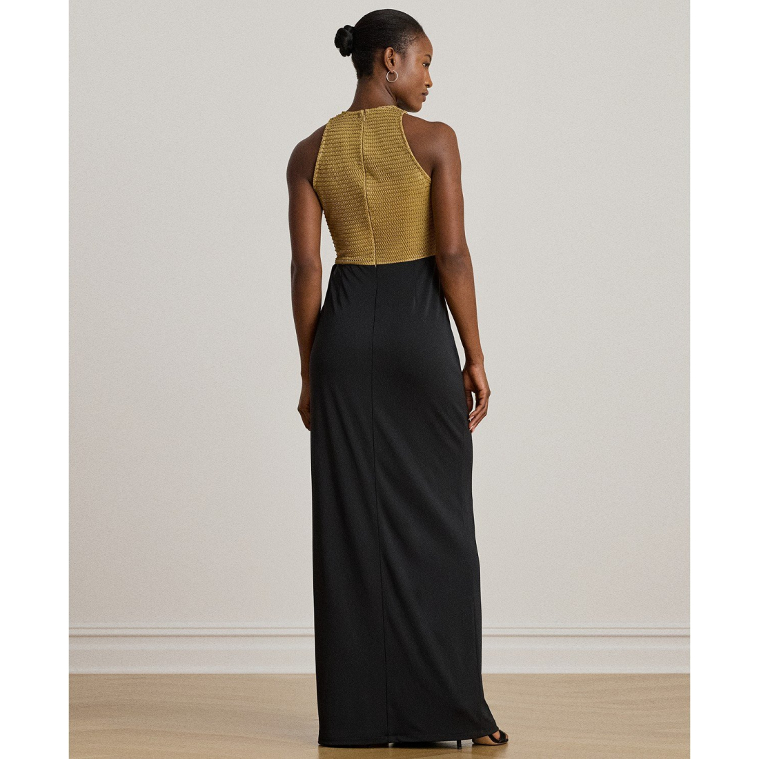 'Beaded Mesh & Jersey Tie-Front Gown' pour Femmes