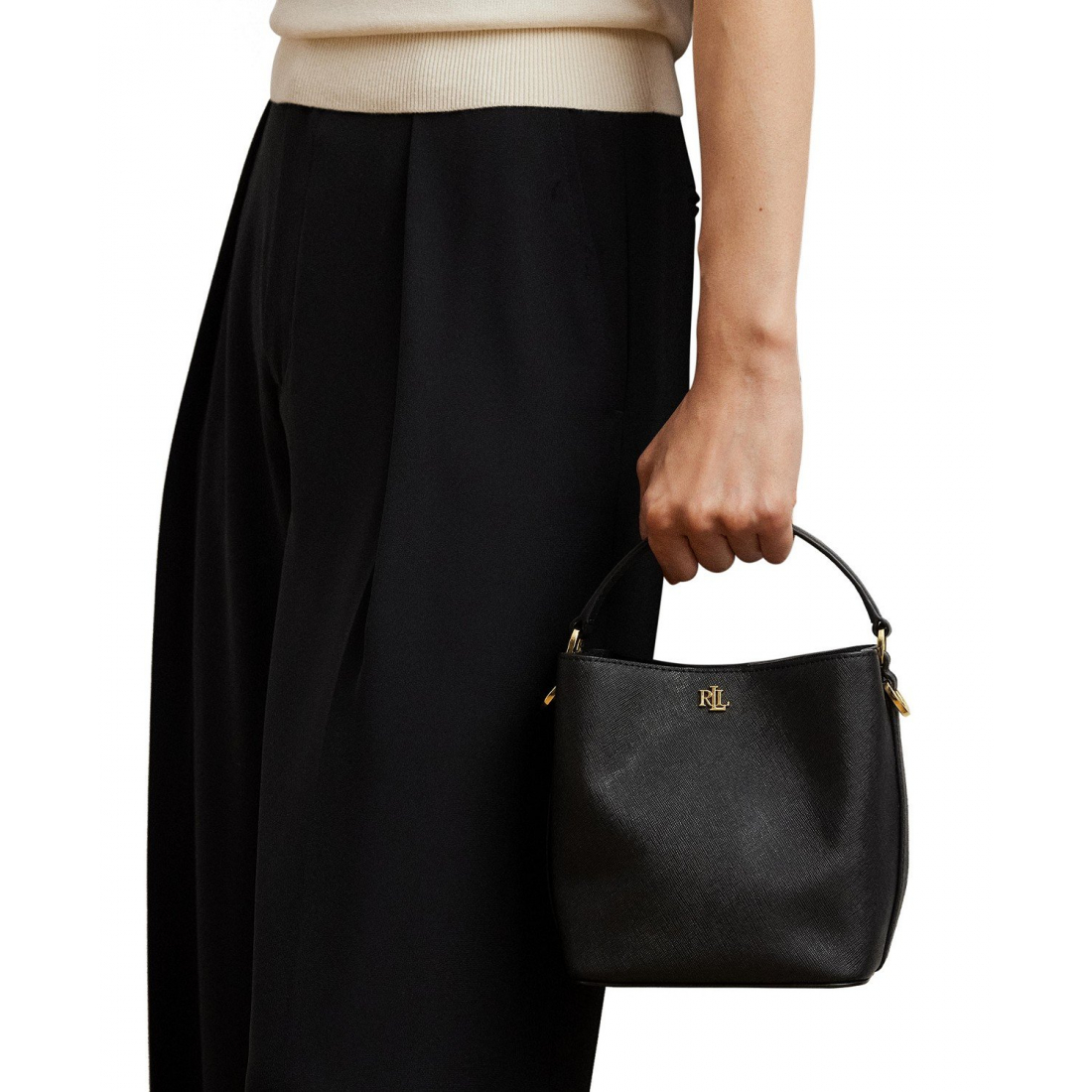 Women's 'Crosshatch Leather Small Reese Bucket Bag'