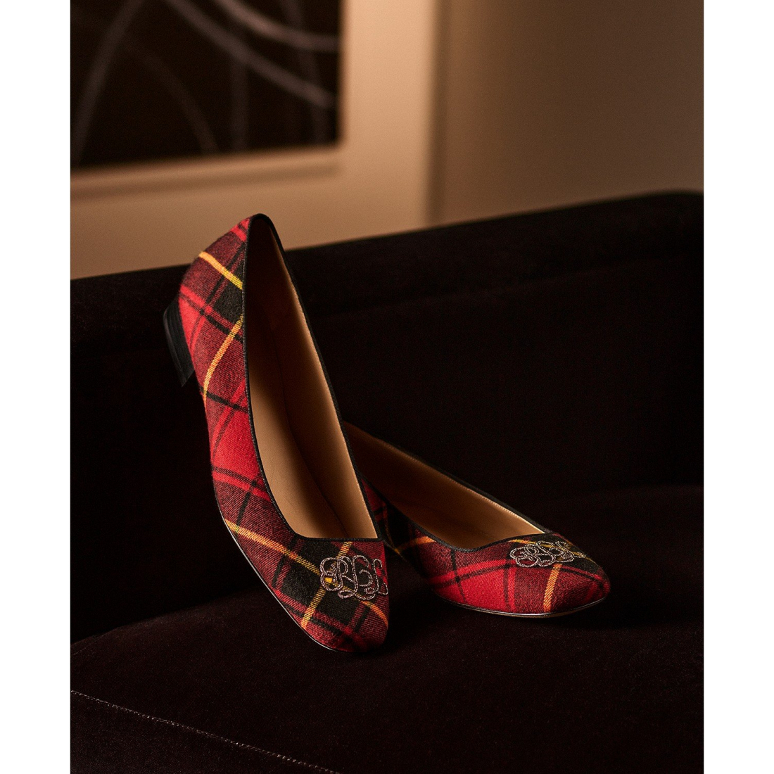 Women's 'Emellie Embroidered-Logo Ballet Flats'