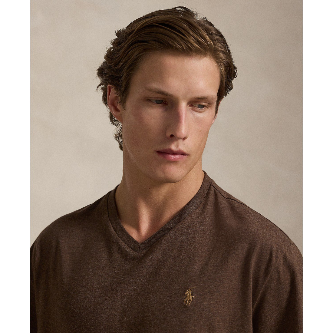 'Classic-Fit V-Neck T-Shirt' pour Hommes