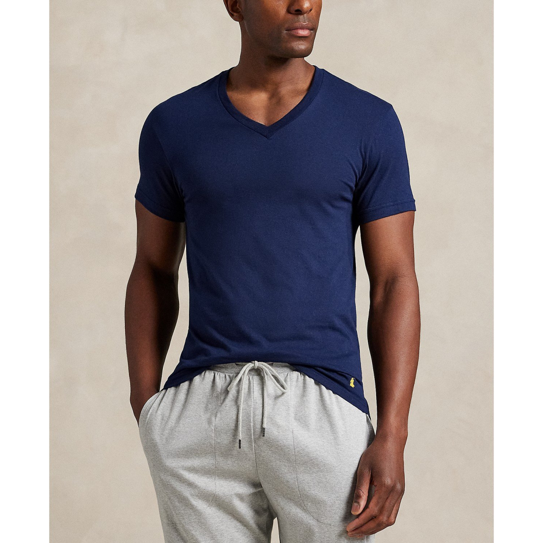 '3-Pack Classic Fit V-Neck Undershirts' pour Hommes