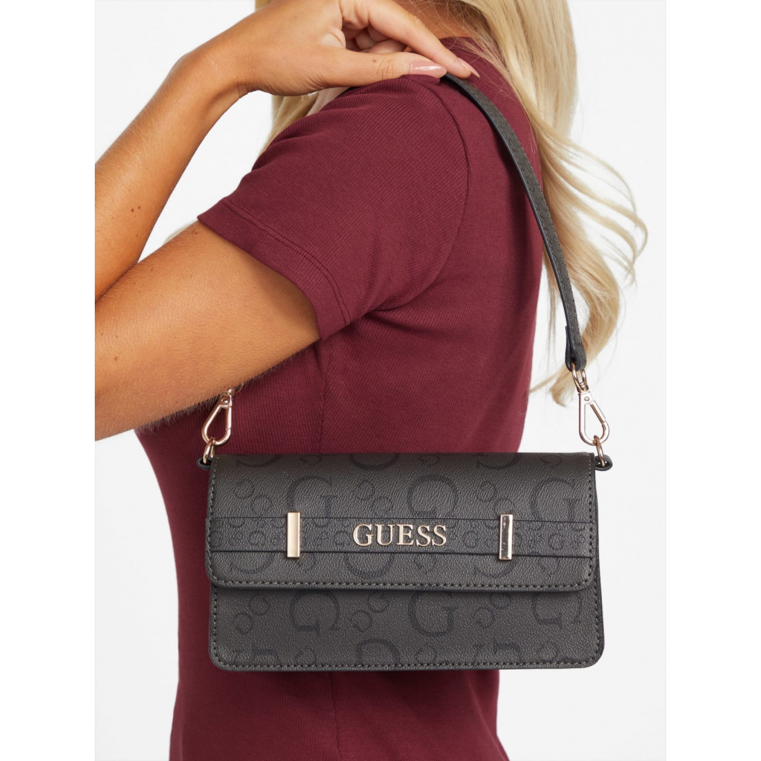 'Eldoria Enlarged Logo Crossbody Shoulder Bag' pour Femmes