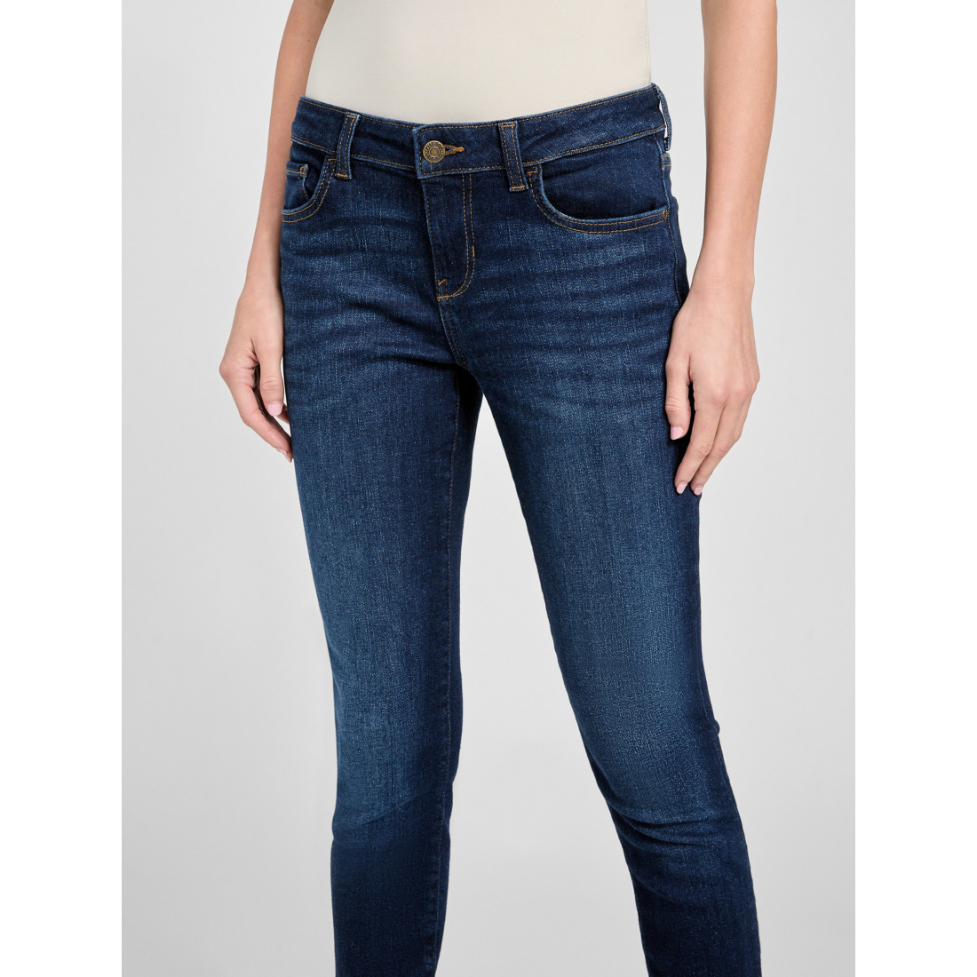 'Eco Jaymie Low-Rise Skinny Jeans' für Damen