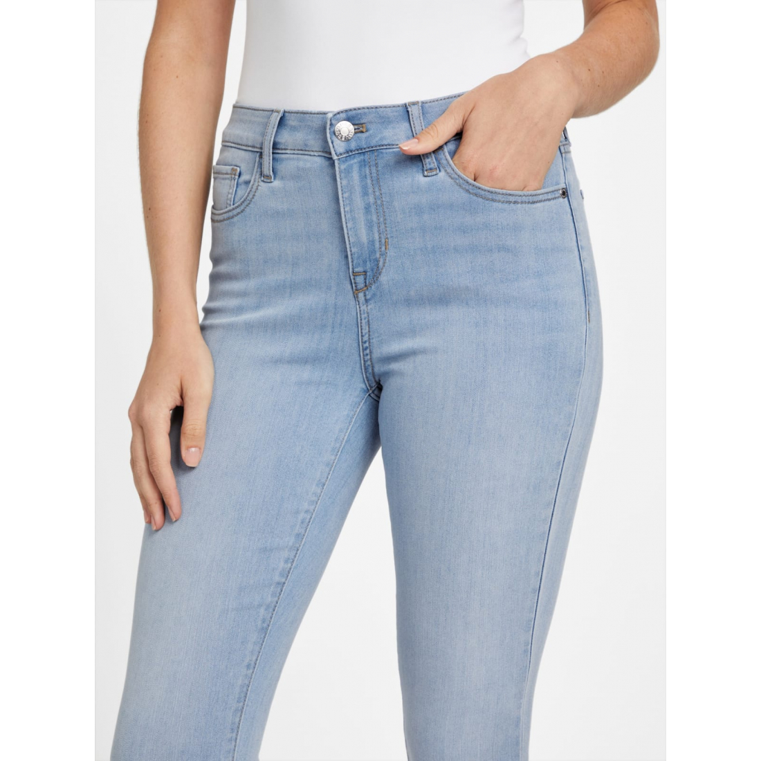 'Eco Carina Mid-Rise Bling Pocket Skinny Jeans' pour Femmes