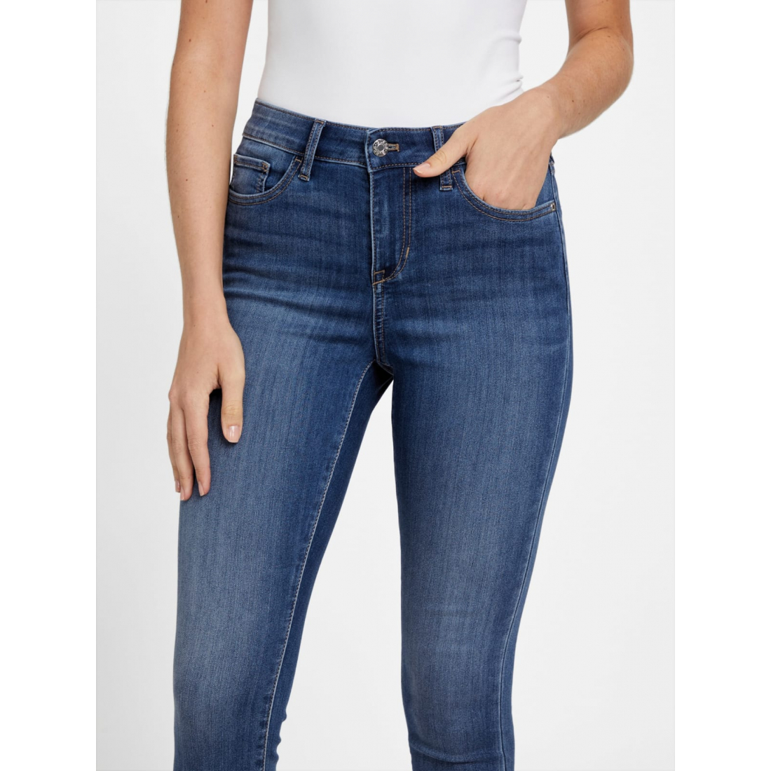 'Eco Carina Mid-Rise Bling Pocket Skinny Jeans' pour Femmes