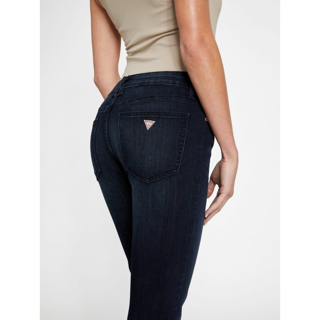 'Eco Lyllah Mid-Rise Bootcut Jeans' pour Femmes