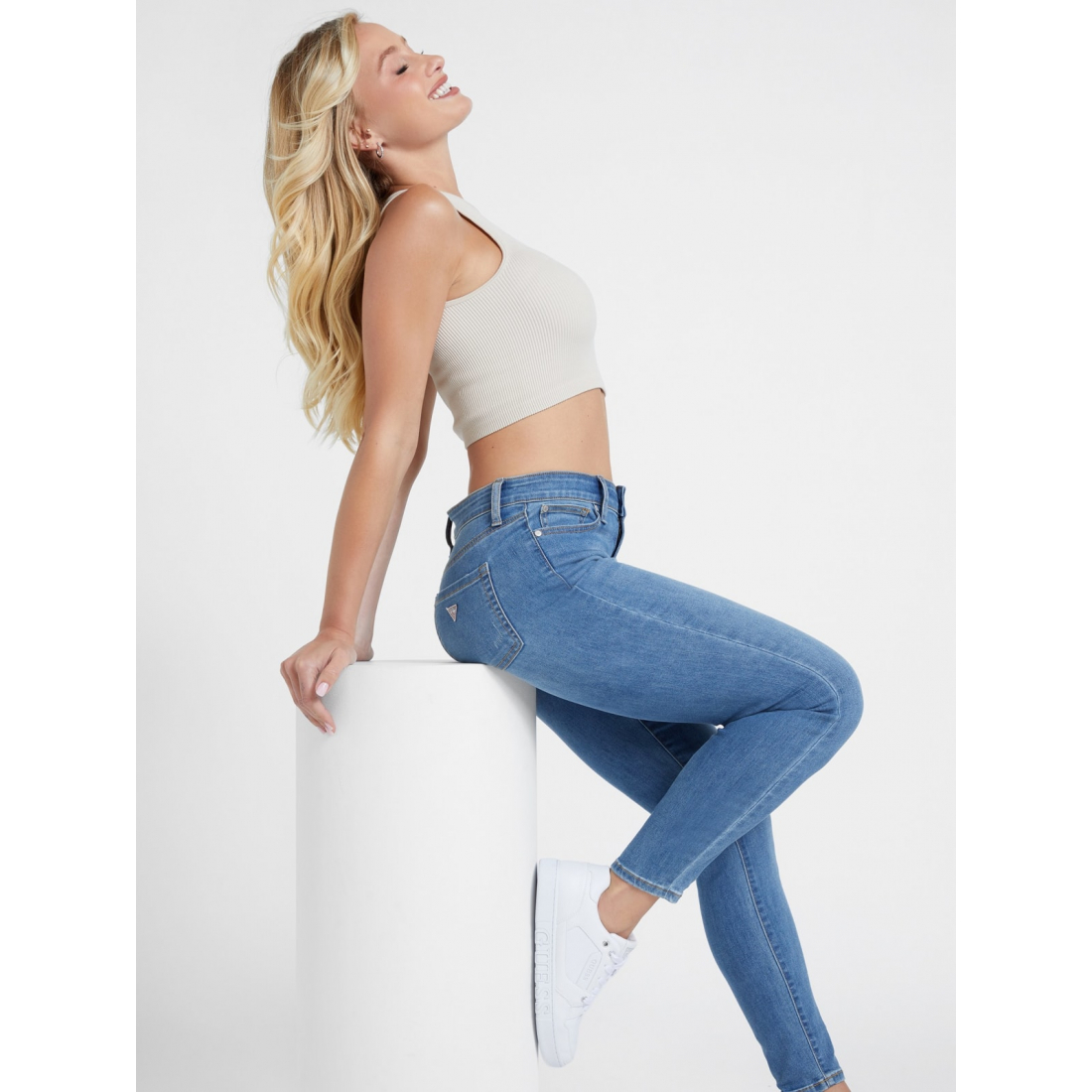 'Jaden Sculpt Mid-Rise Skinny Jeans' pour Femmes