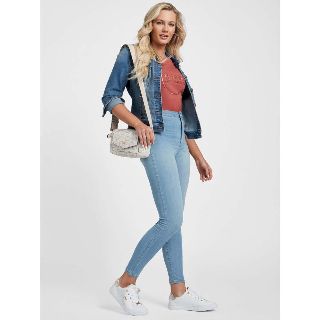 'Eco Nova Ultra High-Rise Curvy Jeans' pour Femmes