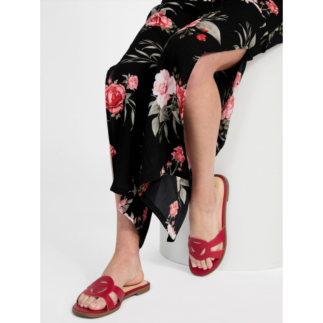 Women's 'Mazzie Cutout GUESS' Slides
