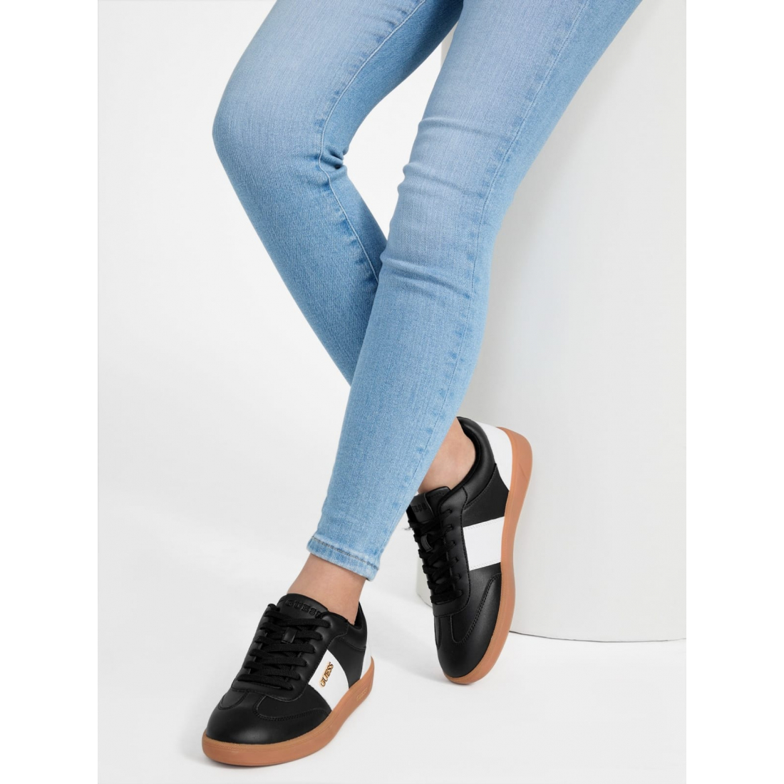 'Pelara Striped Low-Top' Sneakers für Damen