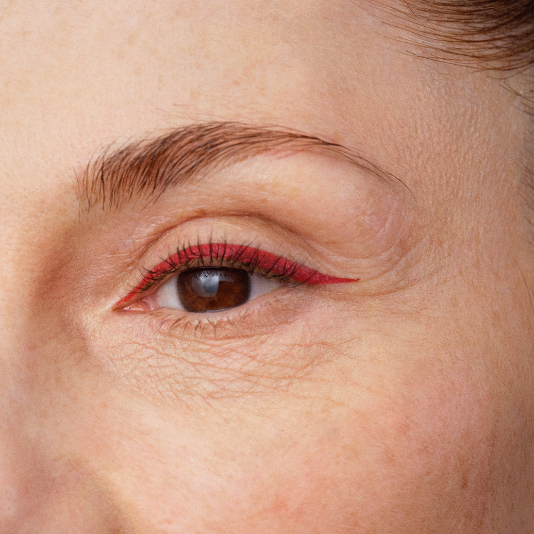 Eyeliner liquide 'liquid eyeliner' - 303 Deep Red 4.5 ml