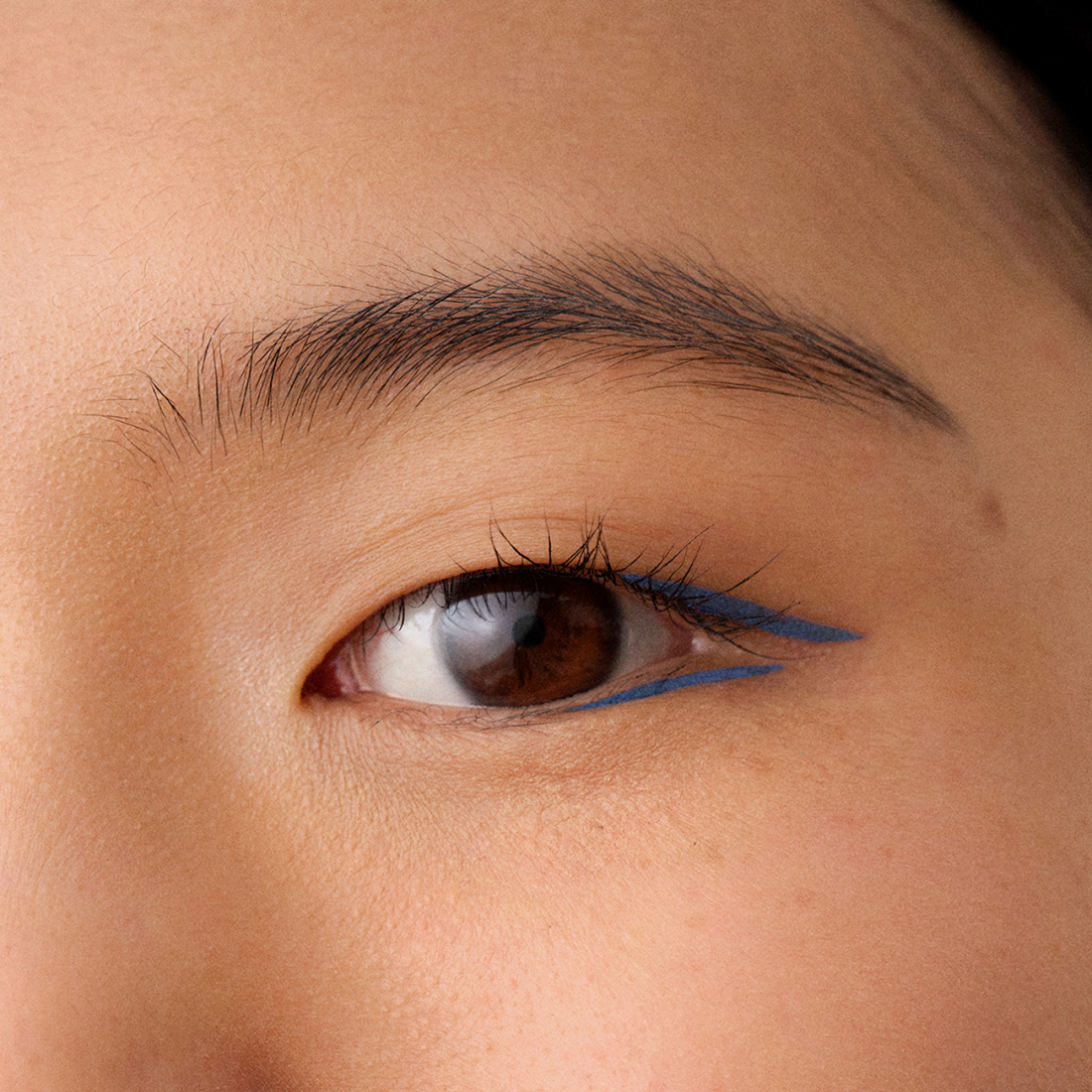 Flüssiger Eyeliner - 304 True Blue 4.5 ml