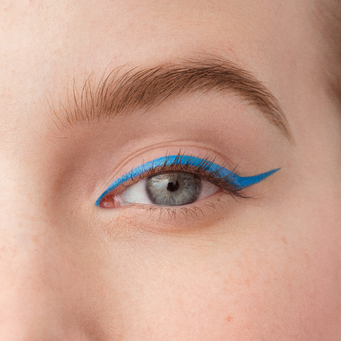 Flüssiger Eyeliner - 304 True Blue 4.5 ml