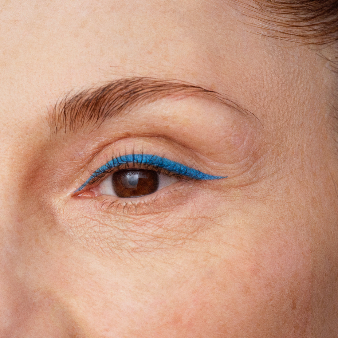 Flüssiger Eyeliner - 304 True Blue 4.5 ml