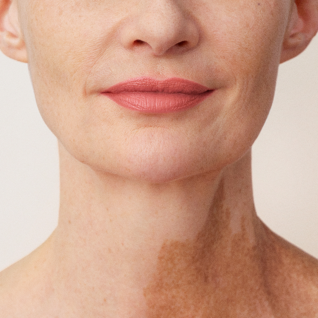 Rouge à Lèvres 'Matte Silk' - 101 Nude Red 3.5 g