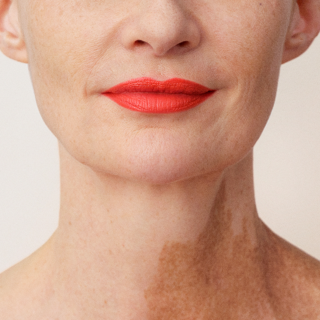 Rouge à Lèvres 'Matte Silk' - 104 Tangelo Red 3.5 g