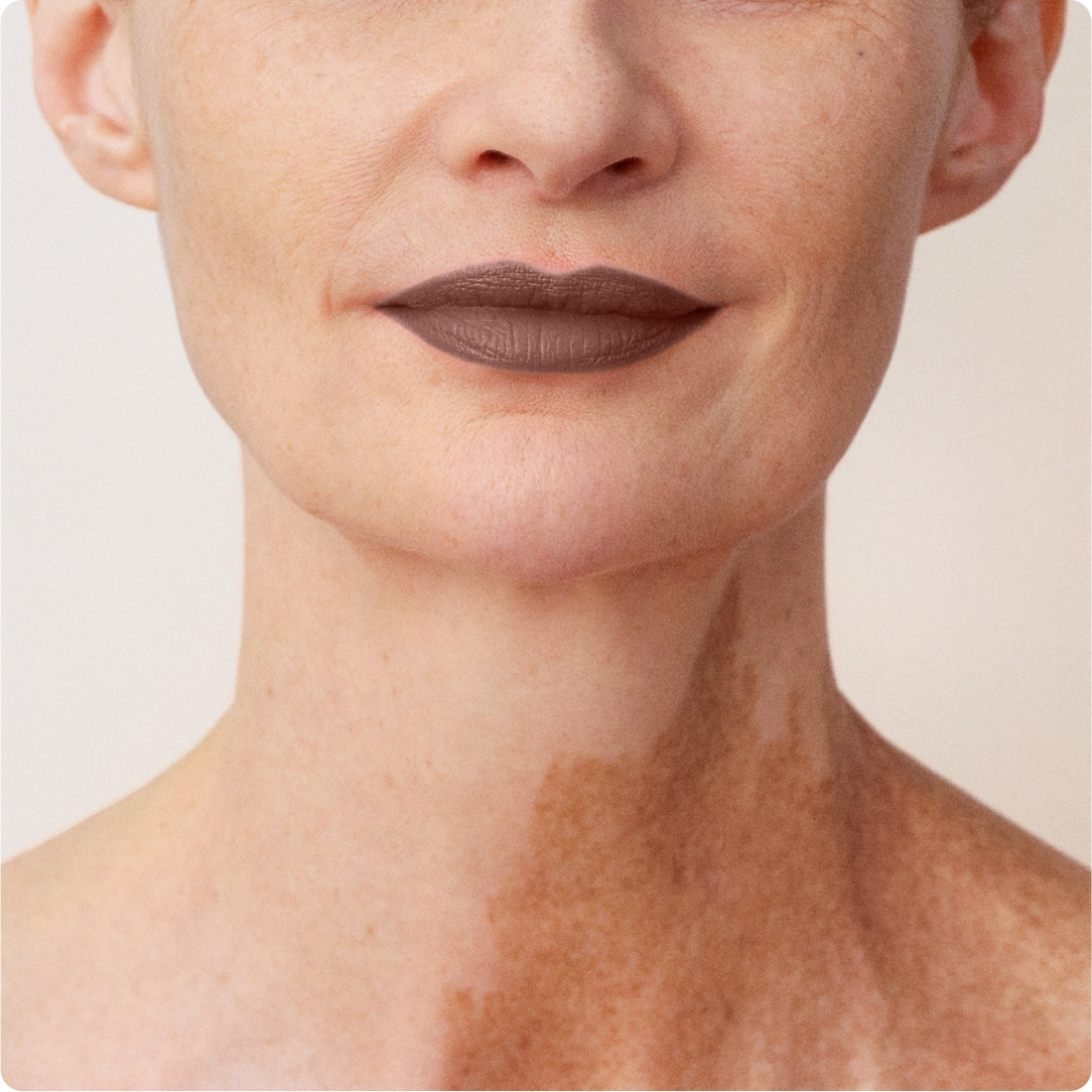 Rouge à Lèvres 'Matte Silk' - 112 Tiramisú Red 3.5 g