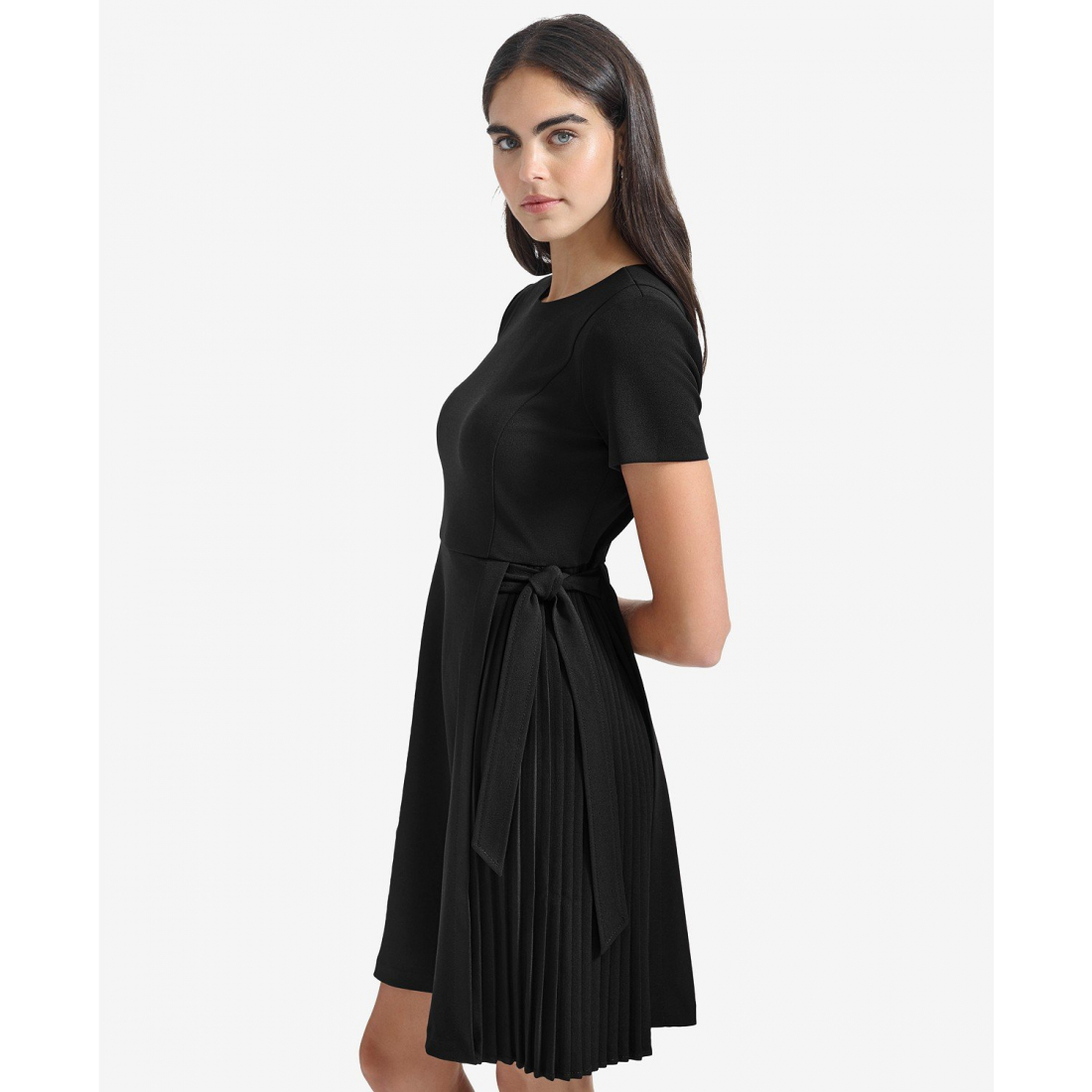 'Short Sleeve Pleat Dress' pour Femmes