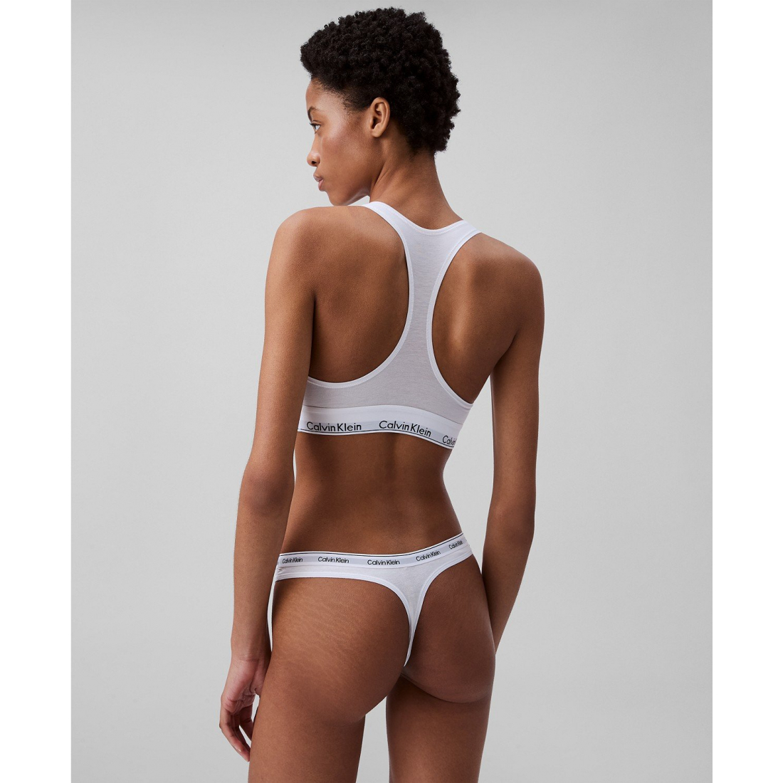 'Modern Logo 3-Pack Thong Underwear QD5209' pour Femmes