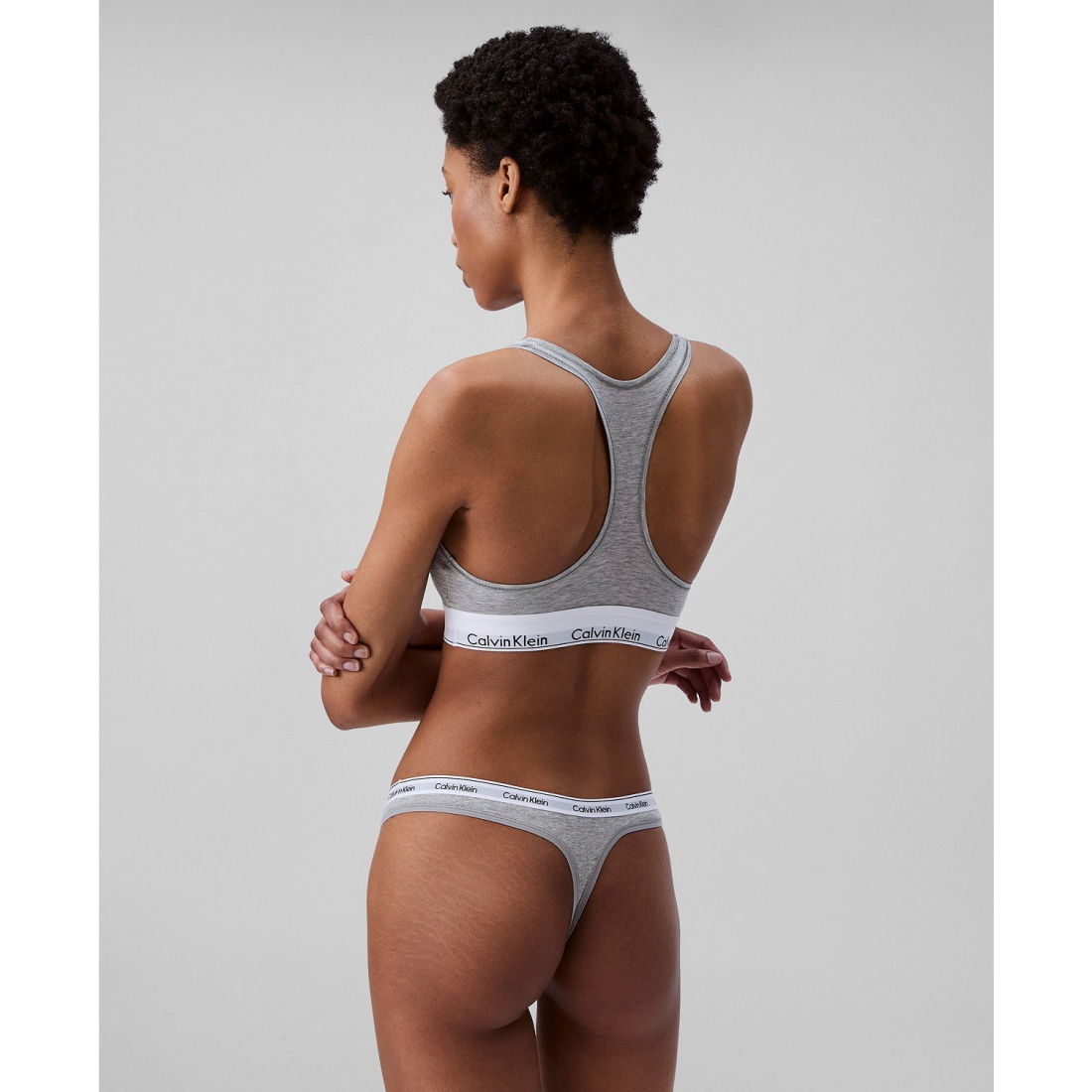 'Modern Logo 3-Pack Thong Underwear QD5209' pour Femmes