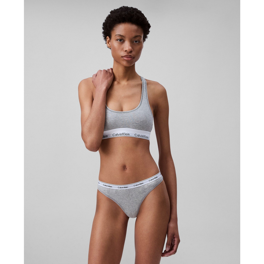 'Modern Logo 3-Pack Thong Underwear QD5209' pour Femmes