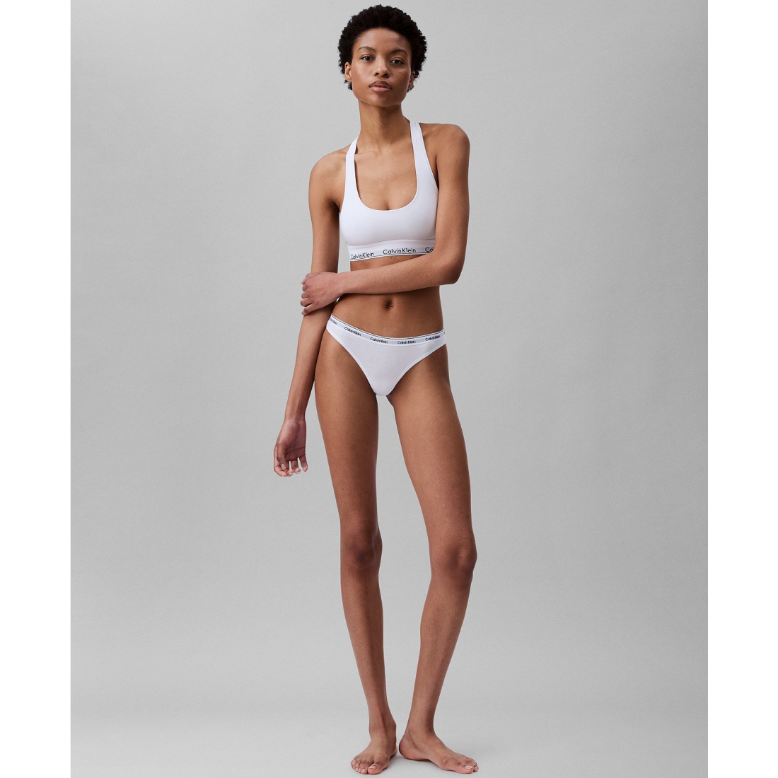 'Modern Logo 3-Pack Thong Underwear QD5209' pour Femmes