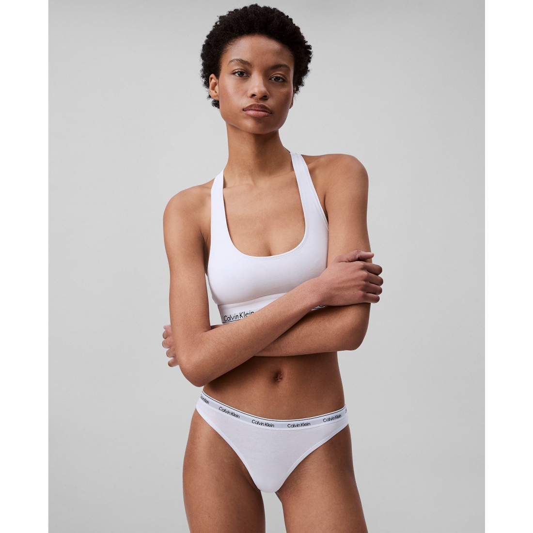 'Modern Logo 3-Pack Thong Underwear QD5209' pour Femmes