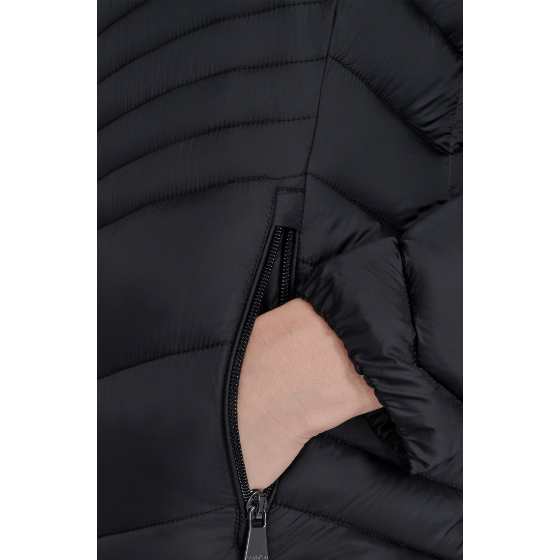 'Water Resistant Chevron Quilted Puffer Jacket' pour Femmes