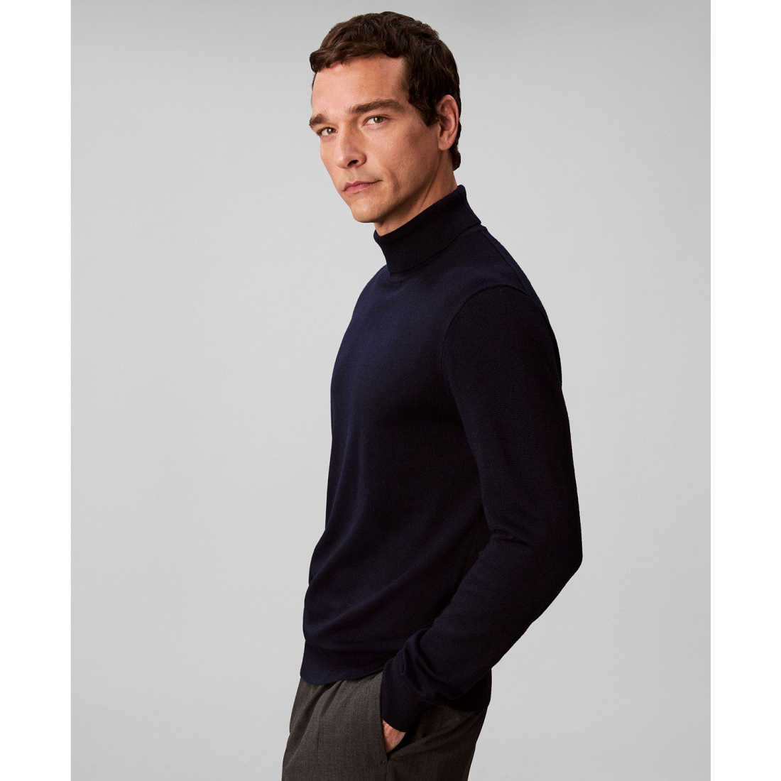 'Merino Wool Blend Turtleneck Sweater' pour Hommes