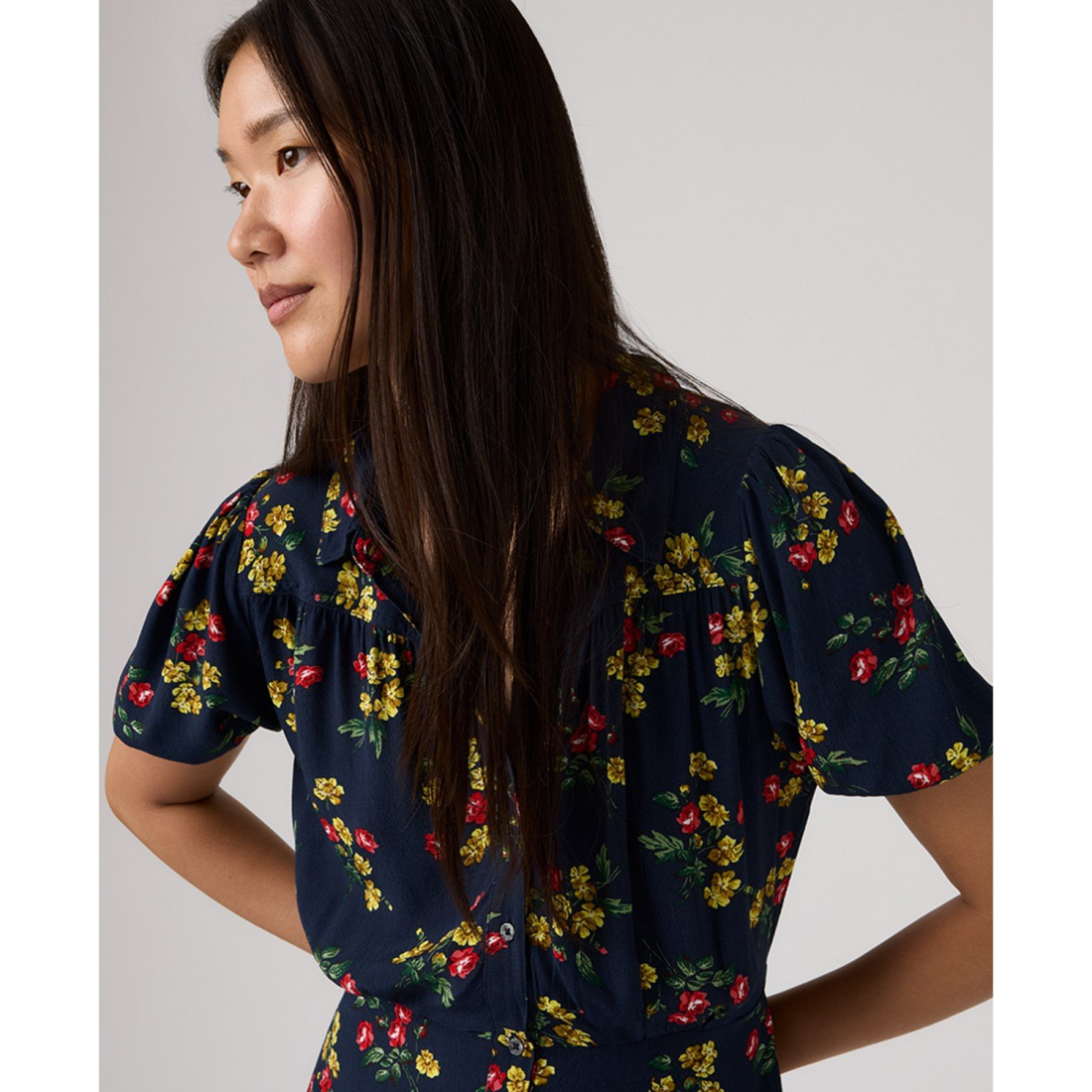 'Premium Rosa Short Sleeve Midi Dress' pour Femmes